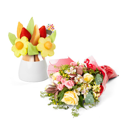Sweet Appreciation Flowers  Fruit Bouquet Gift