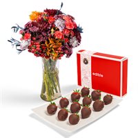 Bouquet and Dipped Berry Gift Set